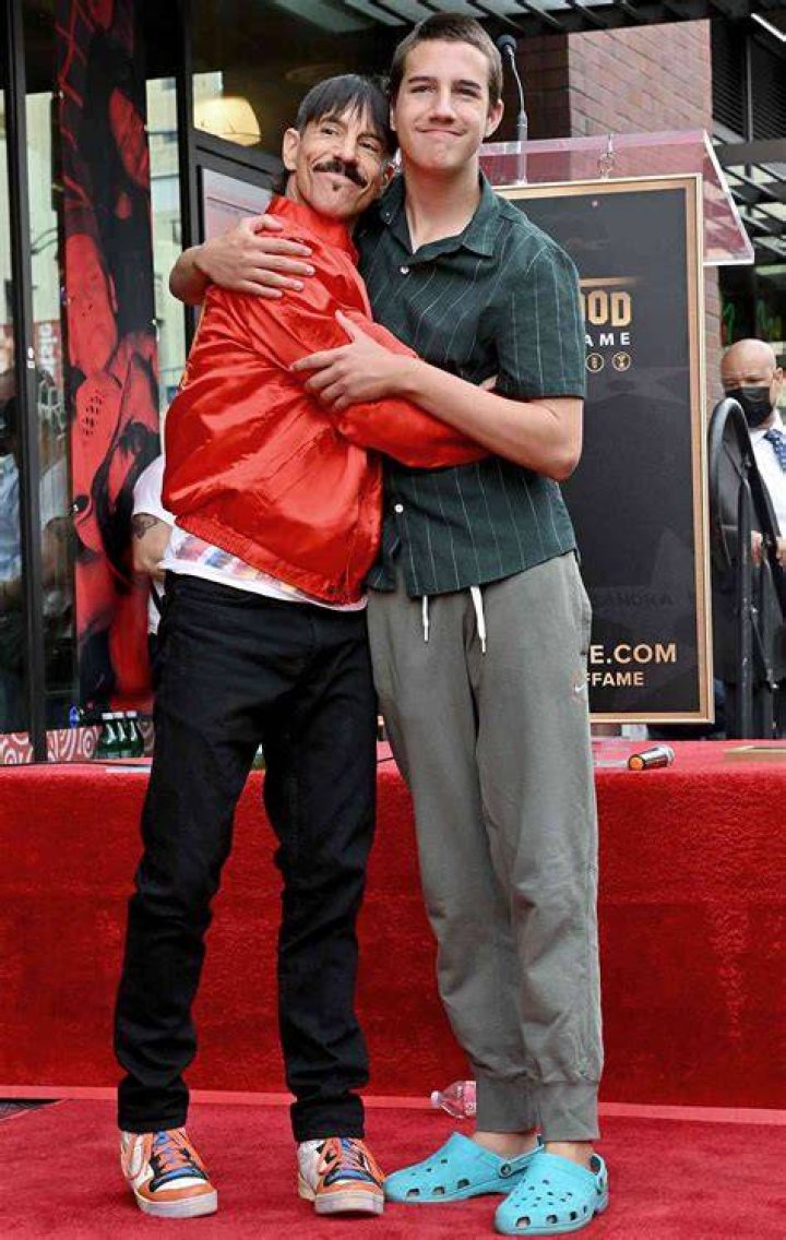 Anthony Kiedis and his son...what a fun Dad! RHCP RedHotChiliPeppers
