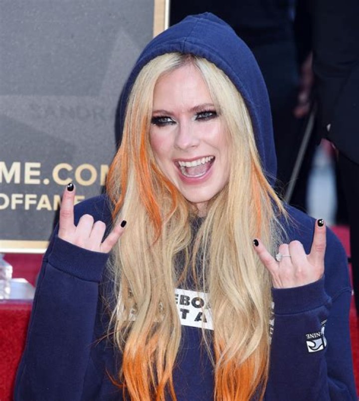 Avril Lavigne Says 'It's Been a Long Recovery' as She Announces New