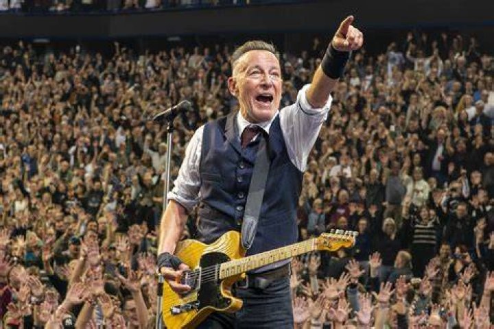Bruce Springsteen & E Street Band Postpone Concerts Due to Illness