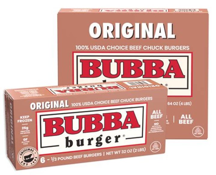 Bubba 'The Love Sponge' Clem and wife Heather Clem enjoy a day at