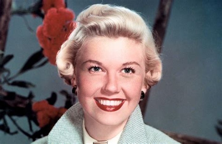 Doris Day's death sends stars into mourning
