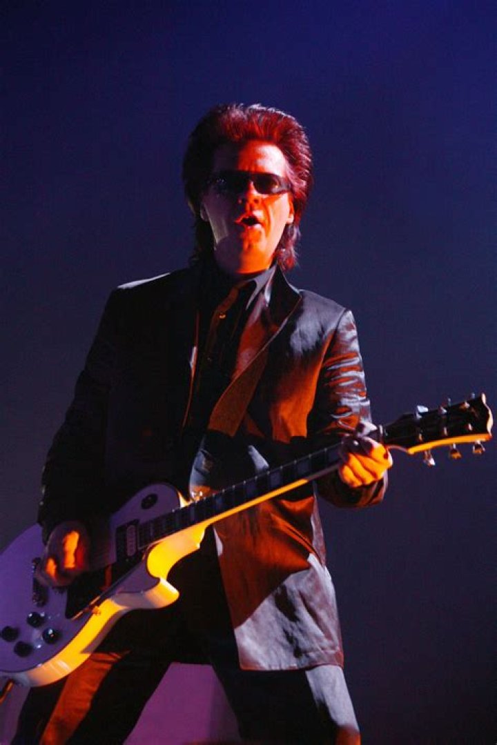 Duran Duran guitarist's exwife Amanda de hit on Keanu Reeves