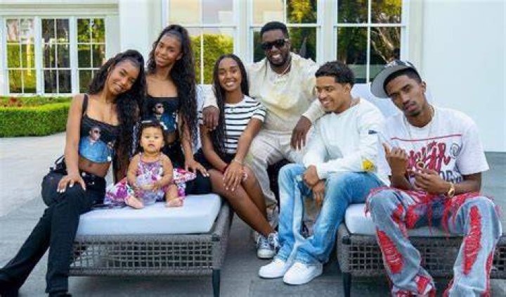 How Many Kids Does Sean "Diddy" Combs Have? POPSUGAR Celebrity