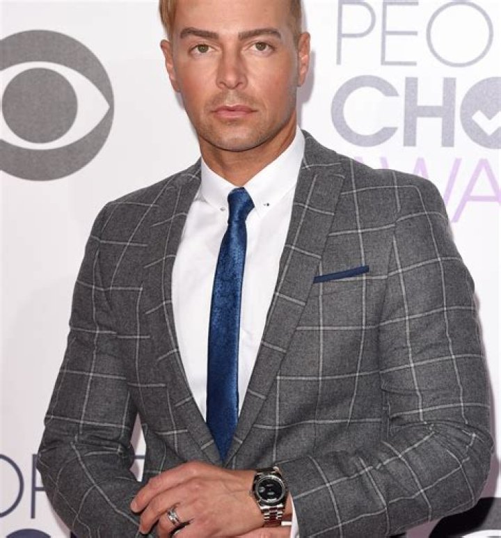 Joey Lawrence Has a CombOver at the People's Choice Awards Hollywood