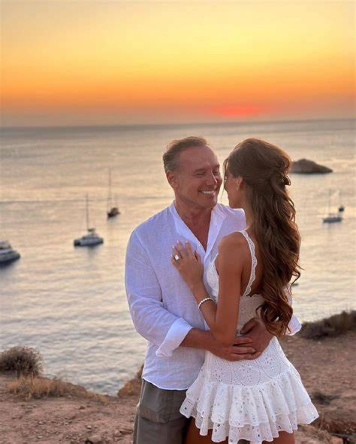 Lenny Hochstein Girlfriend, Wiki, Net Worth, Age, Parents, Biography