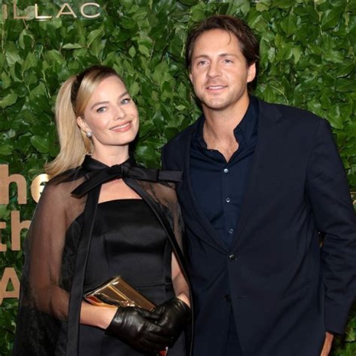 Margot Robbie would have married sooner if she'd known her hubby was in
