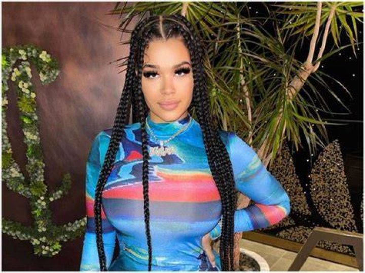 Mulan Hernandez Bio, Age, Height, Boyfriend, Net Worth