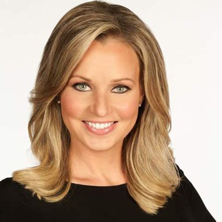 Sandra Smith Facts, Bio, Married, Husband, Net Worth, Measurements