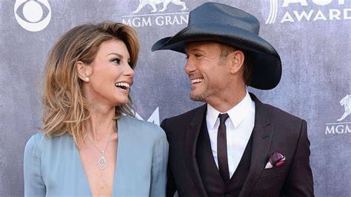 Tim McGraw Gushes Over Wife Faith Hill in TBT Pic