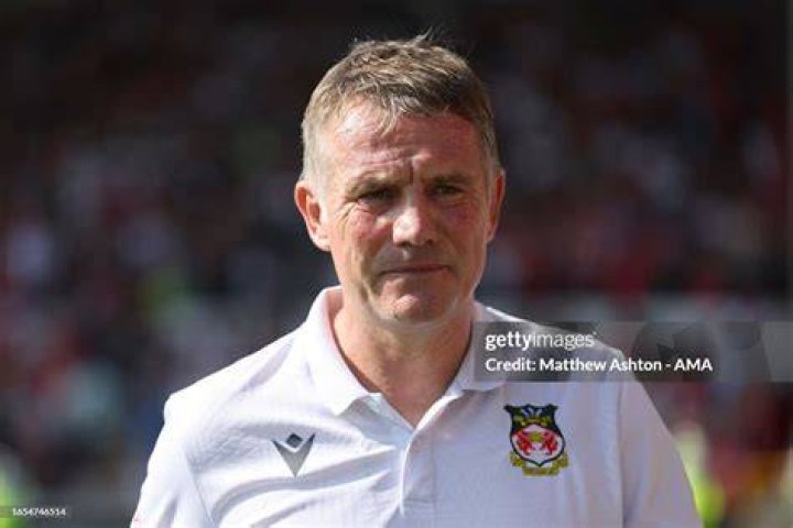Wrexham What Is Coach Phil Parkinson Salary? Wife, Family, Net Worth